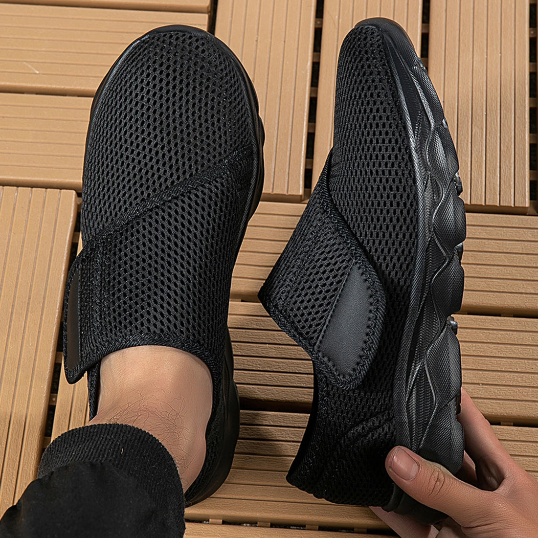 Orthopedic Wide Fit Walking Shoes – Adjustable Support for Everyday Comfort