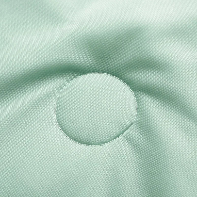Ice Silk Cooling Comforter – Lightweight Summer Blanket (Twin/King)
