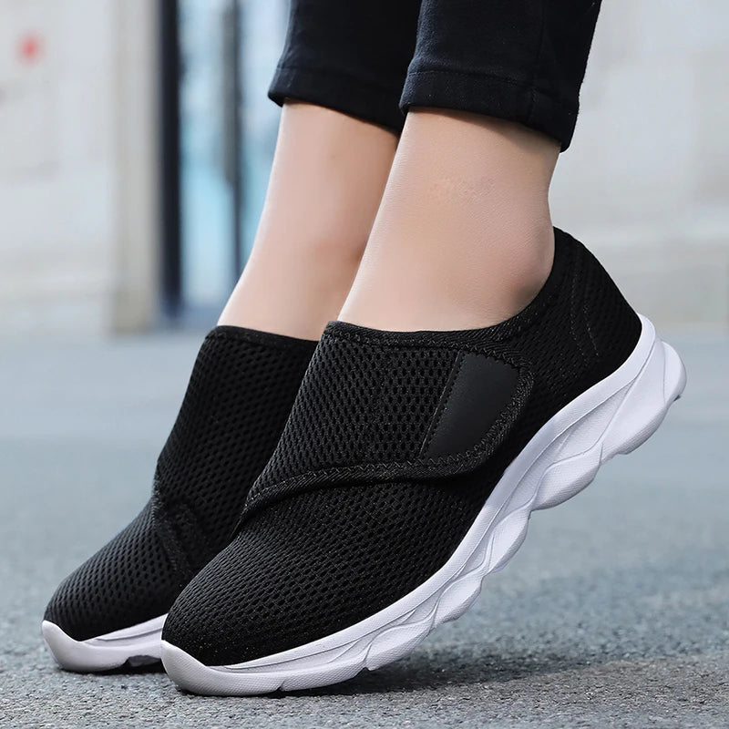 Orthopedic Wide Fit Walking Shoes – Adjustable Support for Everyday Comfort