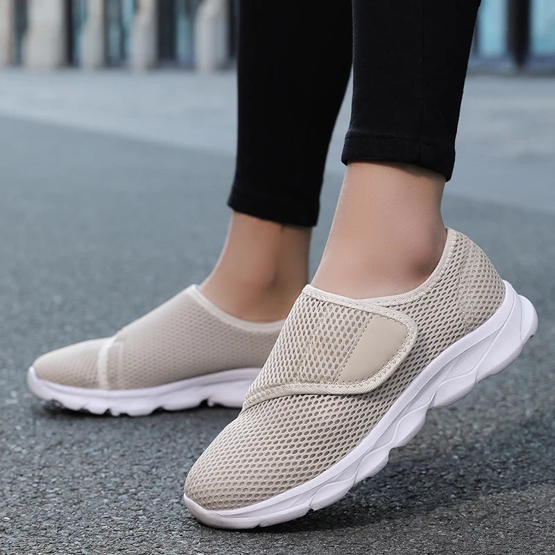 Orthopedic Wide Fit Walking Shoes – Adjustable Support for Everyday Comfort